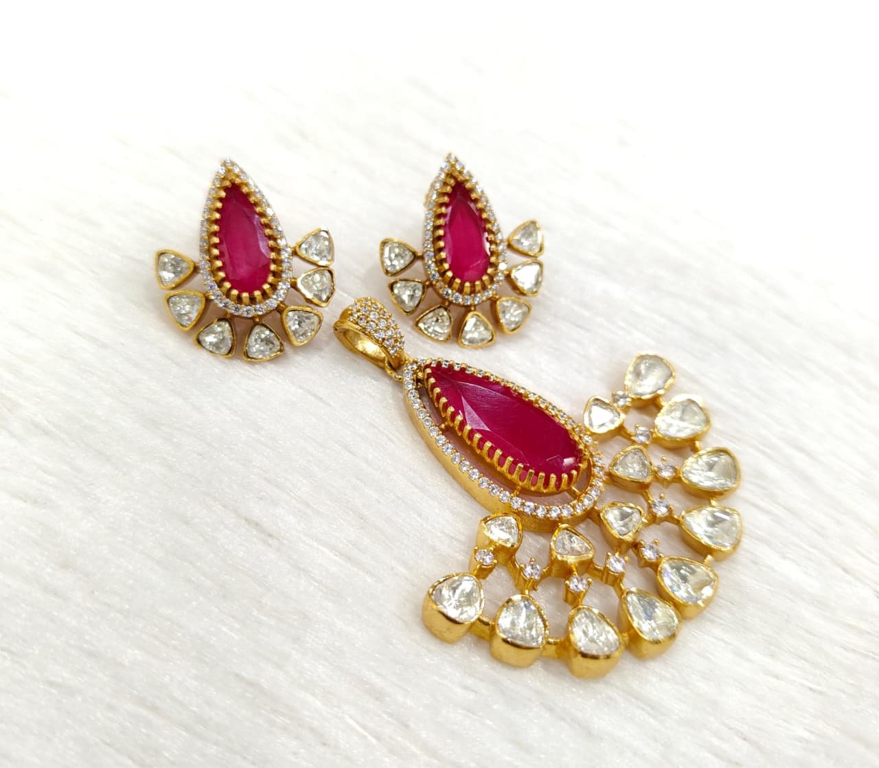 Ruby Polki Pendant Set